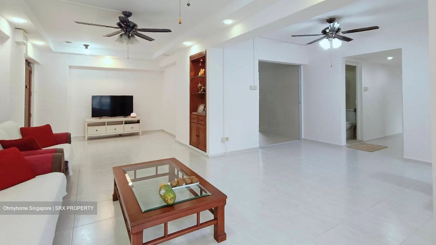 Blk 881 Woodlands Street 82 (Woodlands), HDB 5 Rooms #584968571